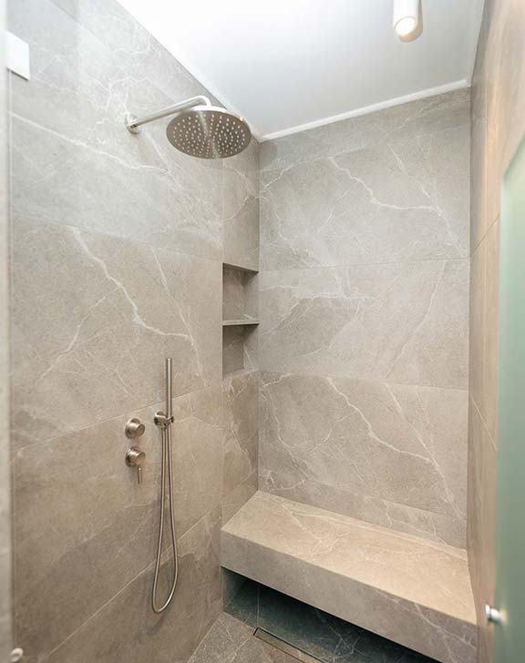 The shower at the classic suite